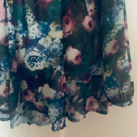 Nordstrom Let Them Eat Cake Open‎ Cold Shoulder Floral Pattern Flowy Romper SZ M - Picture 13 of 16